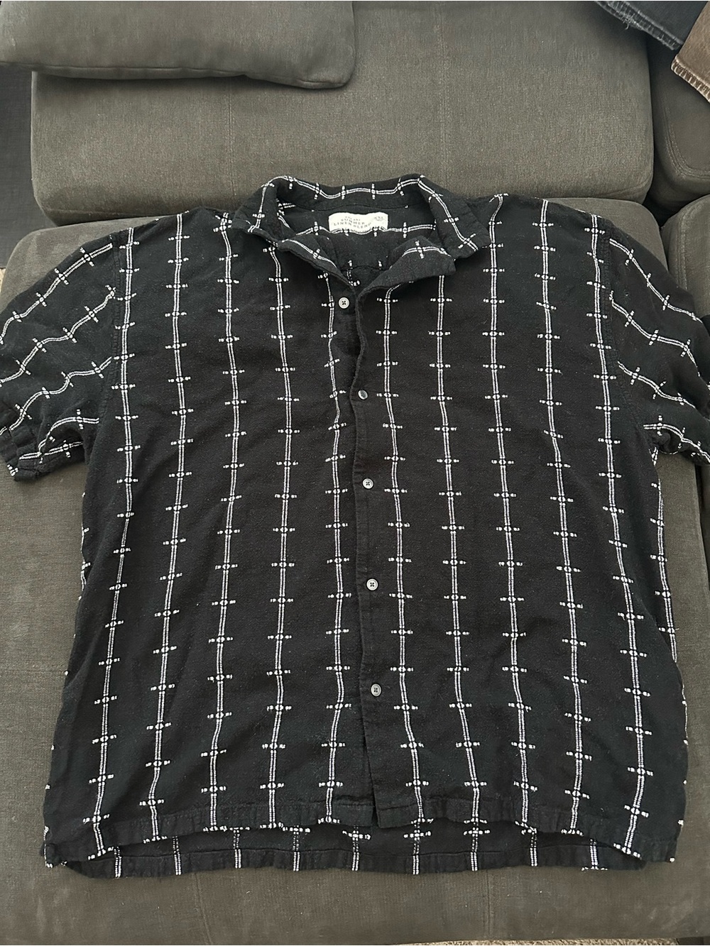 Abercrombie & Fitch Linen Blend Black Short-Sleeve Button-Up Shirt